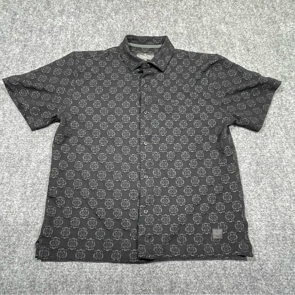 Men's Floral Print Embosses Button Down Shirt - Picture 1 of 8